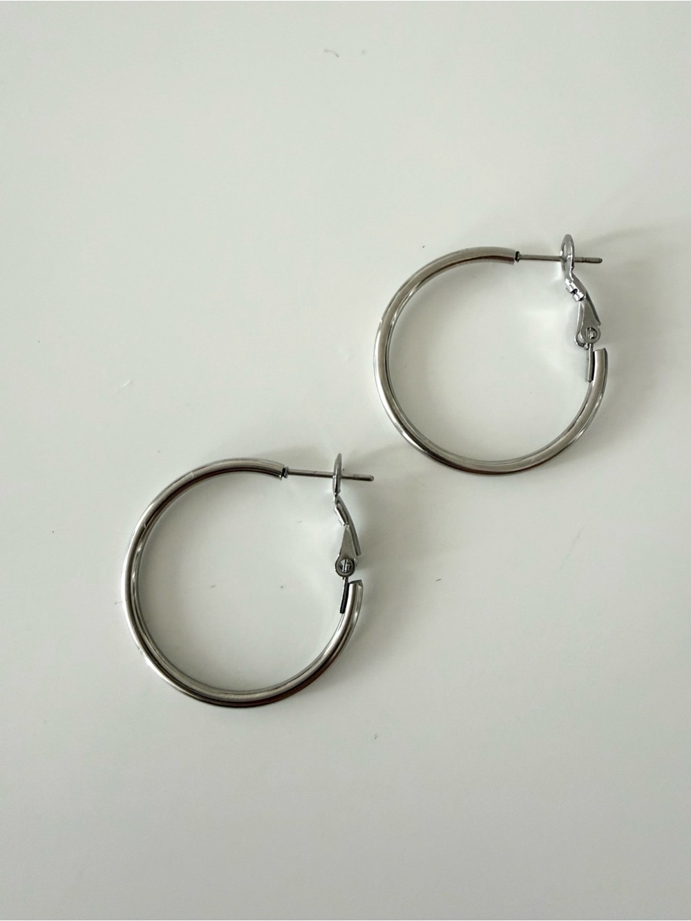 Silver Stainless Steel 1” Thin Minimalist Hoop Earrings - Picture 2 of 3